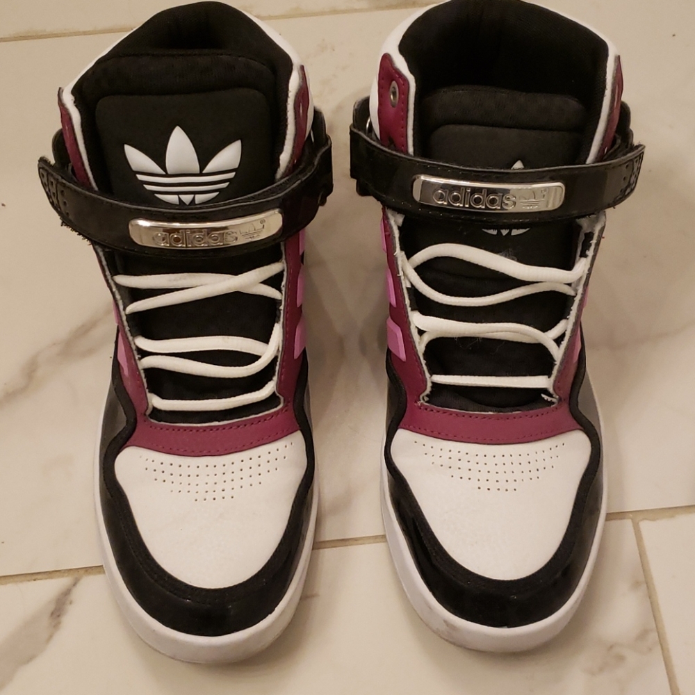 Adidas Neo hi top sneakers 7y